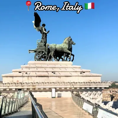 Nicknamed "The Wedding Cake", this massive monument offers spectacular rooftop views. An underrated stop—it's free entry, and climbing to the top is highly recommended.