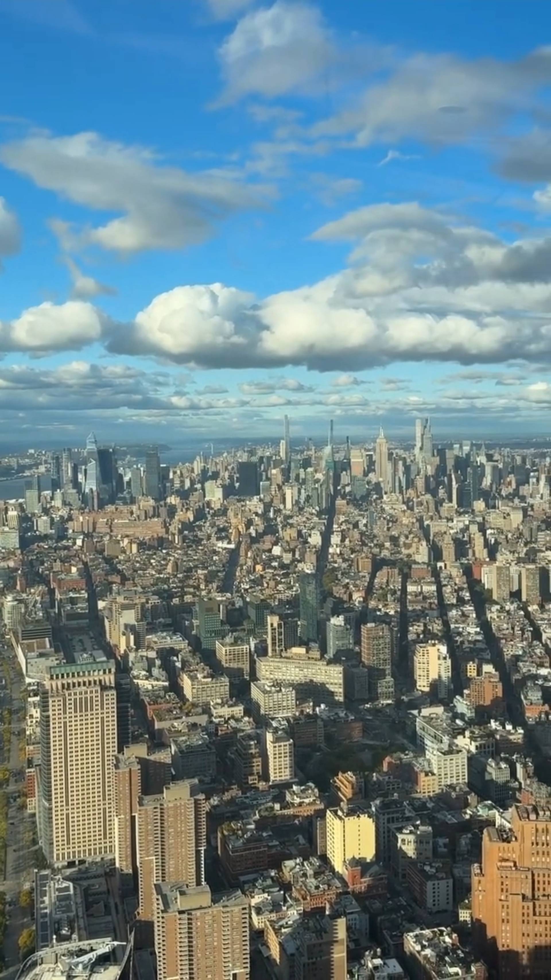 Visiting the Empire State Building is like stepping into a piece of American history. This 102-story skyscraper has been an enduring symbol of New York City since its opening in 1931. At the observation deck, you’ll enjoy a panoramic view that’s perfect for photos, especially at sunset! The combination of the views, the history, and the iconic architecture makes this a top spot on any NYC itinerary.