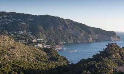 Mirador del Puig Son Ric is a hidden gem for those seeking breathtaking views of the Costa Brava. This lookout point offers serene landscapes, perfect for photography or simply soaking in the beauty. Don't miss the tranquil atmosphere and the chance to explore nearby walking trails that showcase the area's natural splendor.