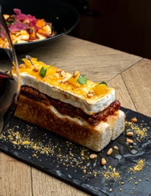 At Orvay Restaurant, you’ll indulge in authentic Catalan dishes made from fresh, locally sourced ingredients. The cozy ambiance and beautiful decor create a welcoming atmosphere, perfect for a relaxed dining experience after a day of exploring Barcelona. Don’t miss their renowned tapas and creative desserts!