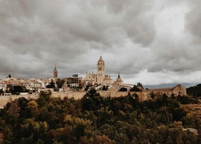 Catedral de Segovia is a breathtaking example of late Gothic architecture, standing proudly in the city's main square. Its intricate stained glass windows and soaring towers provide a captivating backdrop for photographs. Exploring the interior, you'll discover rich history and stunning details that truly showcase the artistry of the era, making it a must-visit in Segovia.