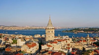 Galata Tower offers breathtaking panoramic views of Istanbul's skyline and the Bosphorus. Climbing to the top is worth every step, where you can capture unforgettable photographs and enjoy the city's vibrant atmosphere. Don't forget to explore the surrounding Galata district, packed with quaint cafes and shops that reflect Istanbul's rich history.