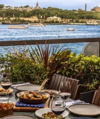 Mürver Restaurant offers a delightful culinary experience in the heart of Istanbul. Known for its exquisite dishes inspired by local flavors, this cozy spot is perfect for enjoying a relaxing meal after exploring the busy streets of Beyoğlu. The inviting ambiance and attentive service will make your dining memorable.