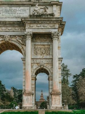 Parco Sempione is an enchanting park nestled in the heart of Milan, offering a serene escape from the city’s hustle. With its picturesque landscapes, charming ponds, and stunning views of the Sforza Castle, it’s an ideal spot for a leisurely stroll or a romantic picnic. Don’t miss the iconic Arco della Pace at the park’s edge!