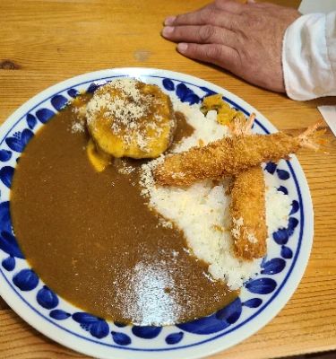 Arashiyama Curry offers a delightful experience for curry lovers in the picturesque Arashiyama district. After exploring the famous bamboo grove, unwind at this cozy spot known for its rich flavors and friendly service. The serene surroundings make it a perfect lunch break or a charming dinner after a day of sightseeing.