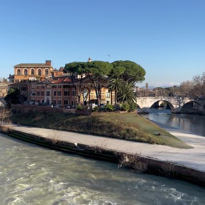 Tiber Island is a hidden gem in Rome that offers a peaceful escape from bustling city life. With its ancient roots and beautiful surroundings, it's a perfect spot to take a leisurely stroll along the river or discover intriguing history at the Basilica of San Bartolomeo. Don't miss the perfect photo opportunities!
